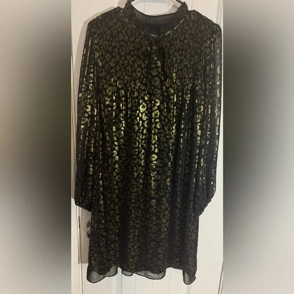 green emerald velvet dress 157027_004_l_1024x1024.jpg?v=1748531711 main image 0